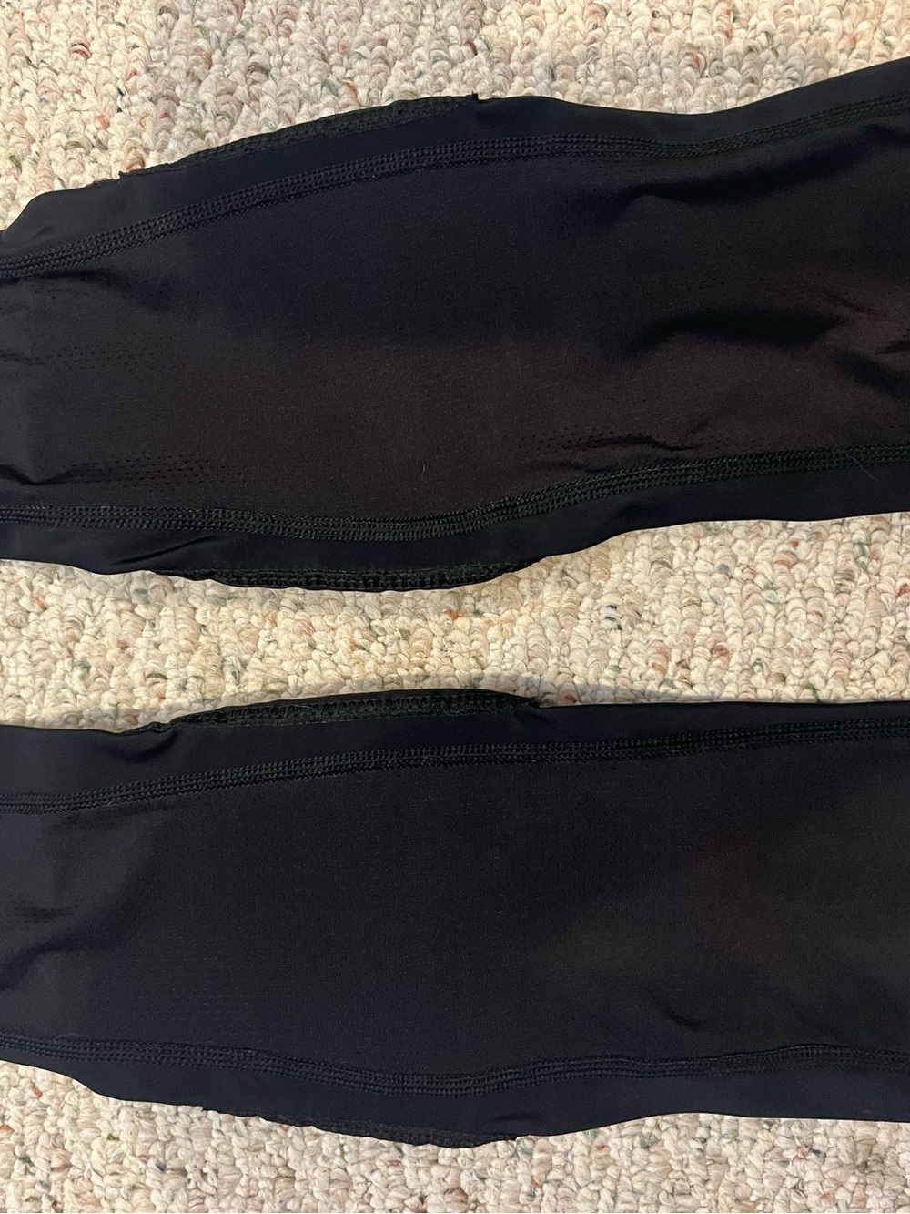 Hex Black Padded Knee Sleeves - Picture 2 of 3